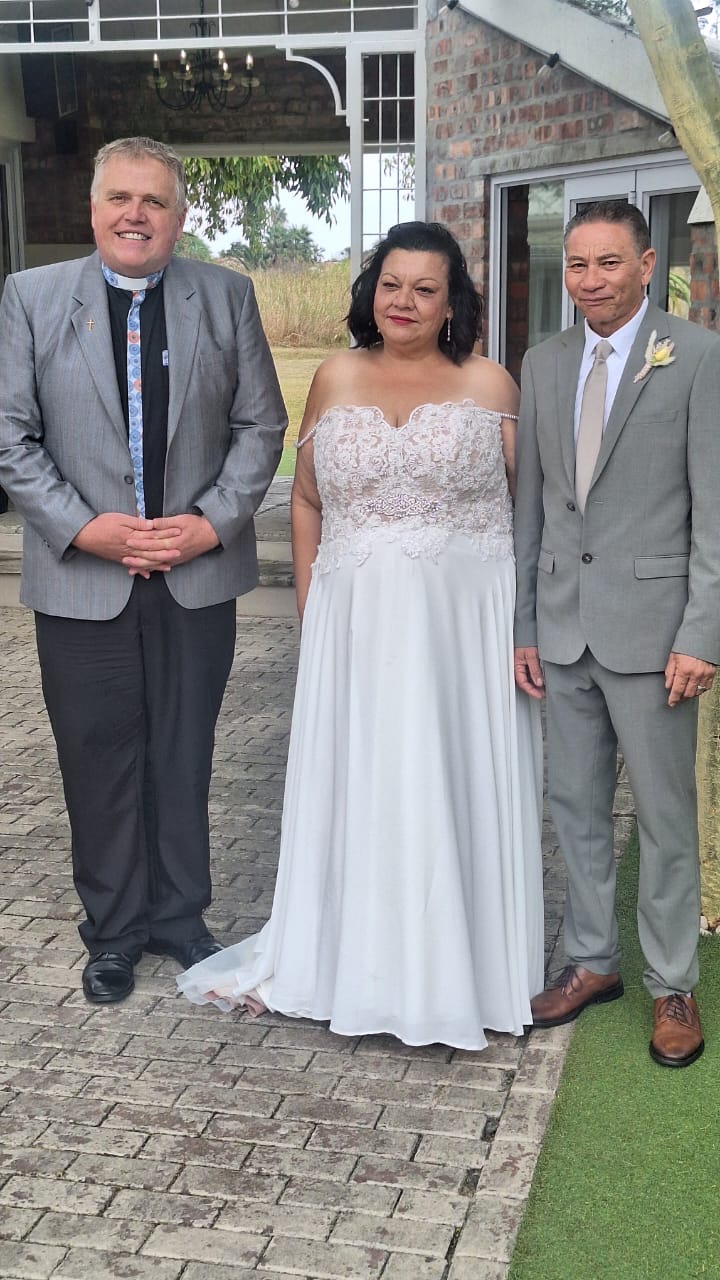 Wedding ceremony by Dr. Gerrit Rademeyer in Vrede