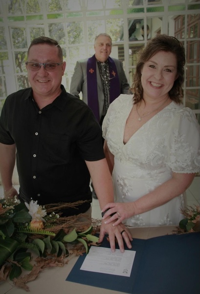 Wedding ceremony by Dr. Gerrit Rademeyer in Vrede